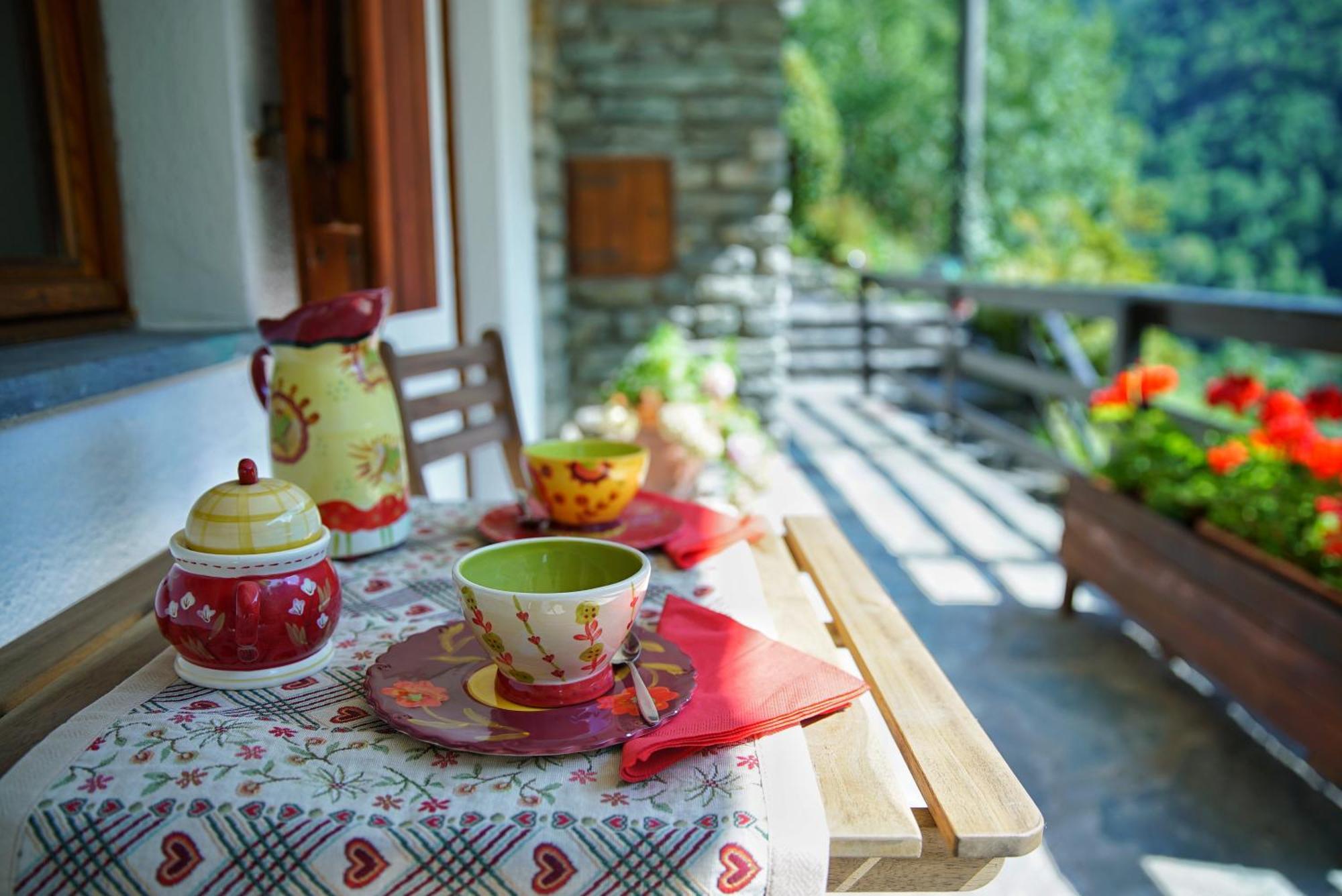 Lo Chalet Bed & Breakfast Pontboset Екстериор снимка